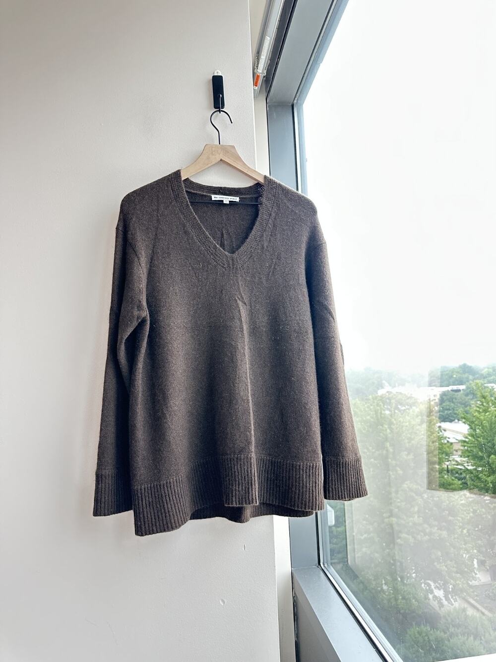 The Cashmere Project Chocolate Brown V-neck Oversized Cashmere Sweater Sz M